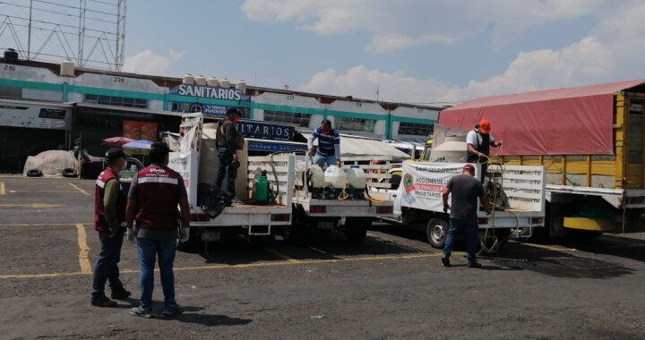 El H. Ayuntamiento de Puebla, sanitiza la Central de Abastos