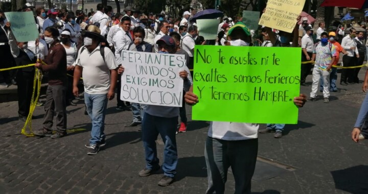 Ferieros de Puebla piden apoyos económicos ante Covid-19