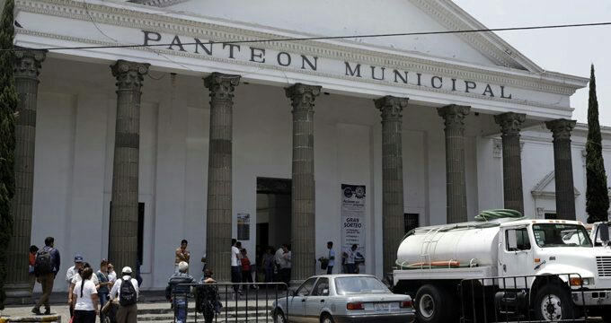 Panteones municipales permanecerán cerrados hasta nuevo aviso