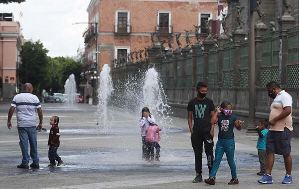 Seguir con las medidas hará que regresaremos pronto a la normalidad: Barbosa Huerta