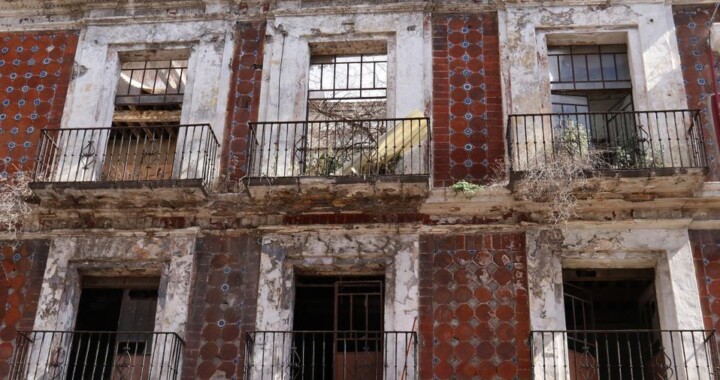 Casonas del Centro Histórico de Puebla a punto de colapso por lluvias