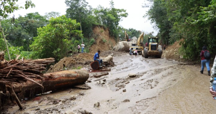 SEGOB recorre municipios de la Sierra Norte afectados por lluvias