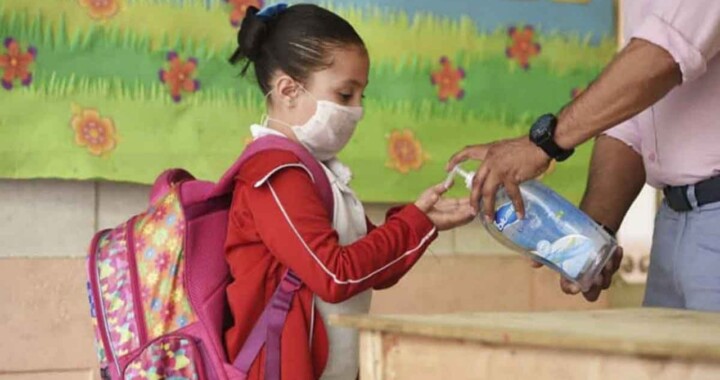 Reportan en este regreso a clases contagios covid en 17 escuelas de Puebla