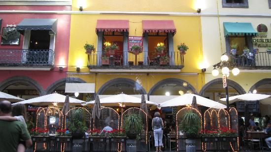 Restaurantes podrán extender horario de cierre el 15 de septiembre: Barbosa Huerta