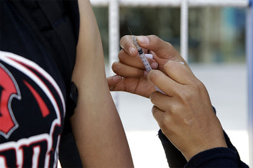 IMSS Puebla inicia campaña de vacunación contra la influenza