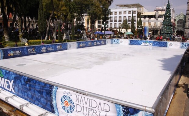 La pandemia de Covid-19 se lleva la pista de hielo del Zócalo de Puebla