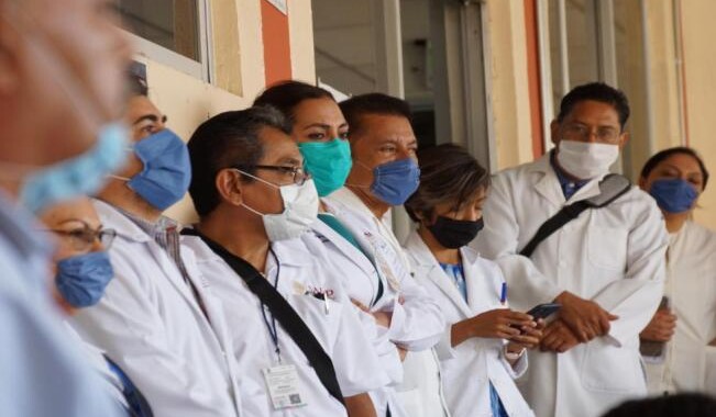 Continúa contratación de personal médico para hacerle frente a la pandemia: Salud