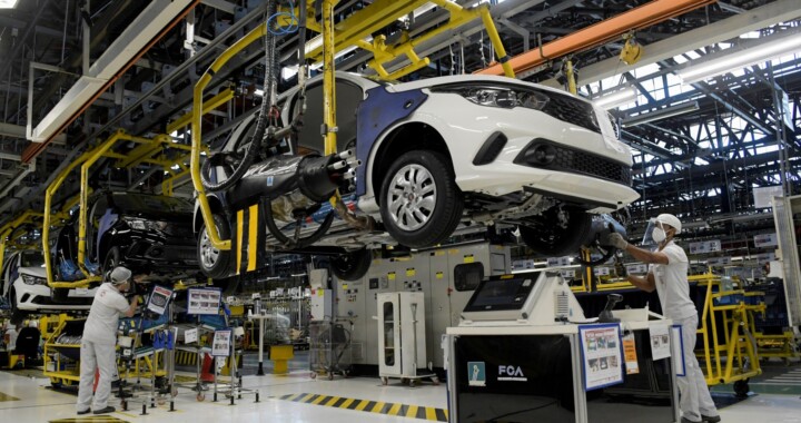 Repunta en Puebla el 14.1% de producción y 14.5% de exportaciones automotrices