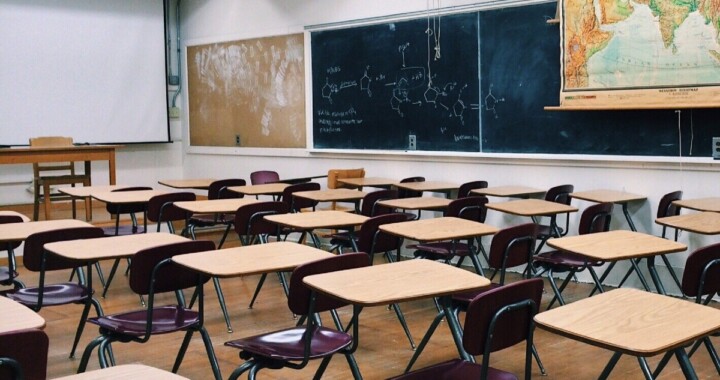 Rehabilitarán 3 mil escuelas para reanudar clases presenciales