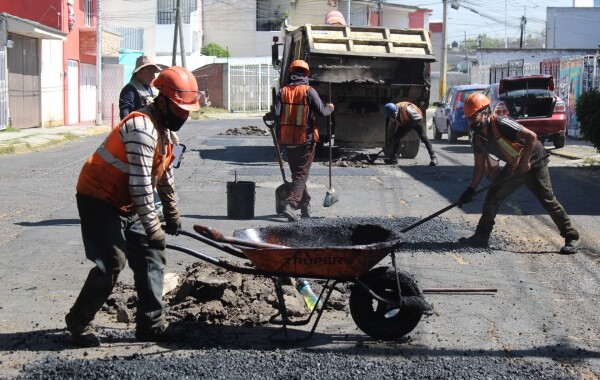 Ayuntamiento de Puebla mejora entornos en Las Hadas