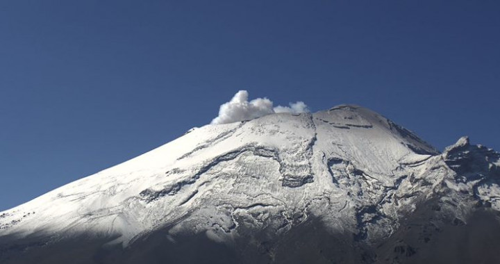 Popocatépetl registra 103 exhalaciones y 325 minutos de tremor