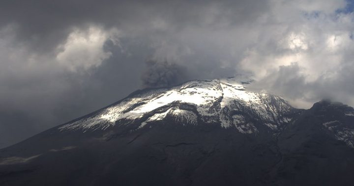 Popocatépetl registra 69 exhalaciones y 1 hora de tremor