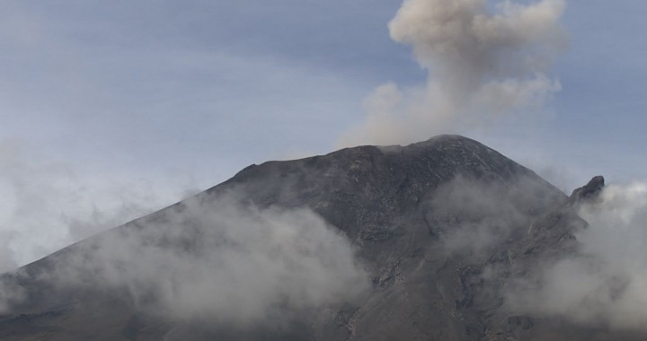 93 exhalaciones y 16 minutos de tremor, reporta Popocatépetl