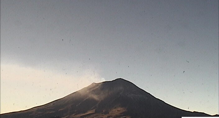 Reporta Popocatépetl 16 exhalaciones y un sismo volcanotectónico