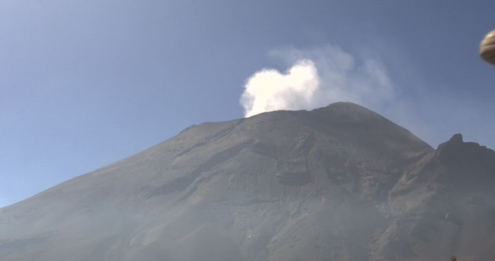 Reporta Popocatépetl 18 exhalaciones