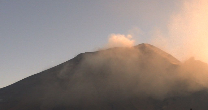 Reporta Popocatépetl 19 exhalaciones