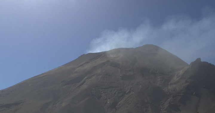 Reporta Popocatépetl 23 exhalaciones y dos sismos volcanotectónicos