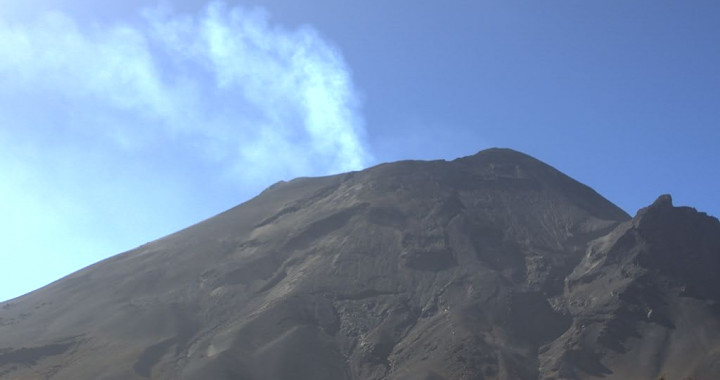 Reporta Popocatépetl  41 exhalaciones