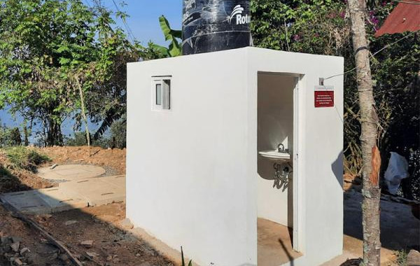CEASPUE invierte 46.7 mdp en sistemas de saneamiento y baños dignos