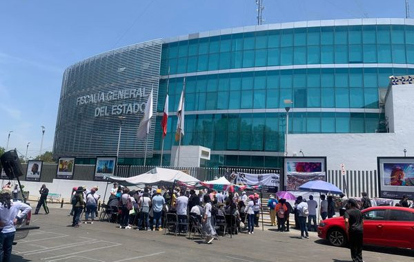 Se rebela Colectivo Voz de los Desaparecidos por las calles de Puebla