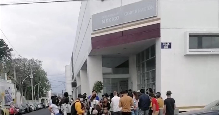 Denigrante trato al migrante en Puebla, denuncian a titular de INM