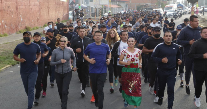 CUARTA CARRERA CON CADETES DE LA ACADEMIA DE POLICÍA ES ENCABEZADA POR EDUARDO RIVERA PÉREZ