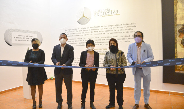 La Rectora Lilia Cedillo Ramírez inaugura la exposición “Sustancia expresiva, polifonías de los cuerpos”