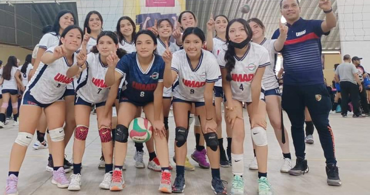 Tigres Blancos busca talento en voleibol femenil