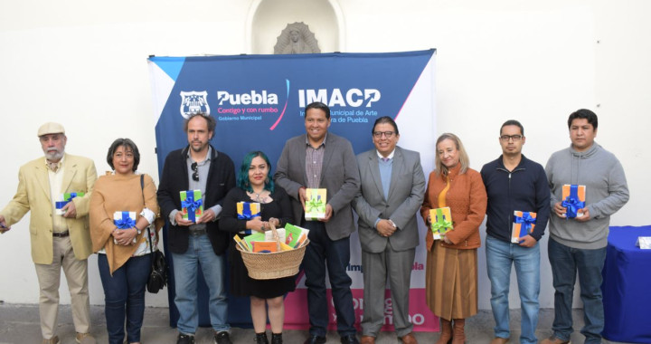 Presentan la “canasta de escritores”: Ayuntamiento de Puebla