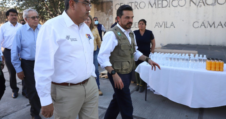 Sergio Salomón Céspedes y Jorge Alcocer supervisan obras en IMSS San Alejandro