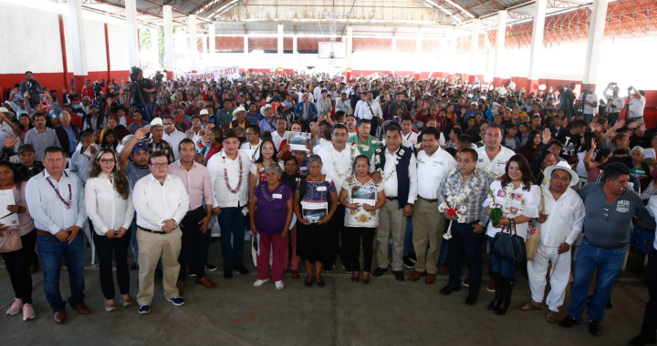 Con obra carretera, gobierno de Sergio Salomón favorece desarrollo en Chiconcuautla