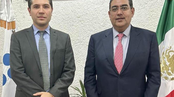 Sergio Salomón sostuvo una reunión con Antonio Martínez Dagnino, titular del SAT