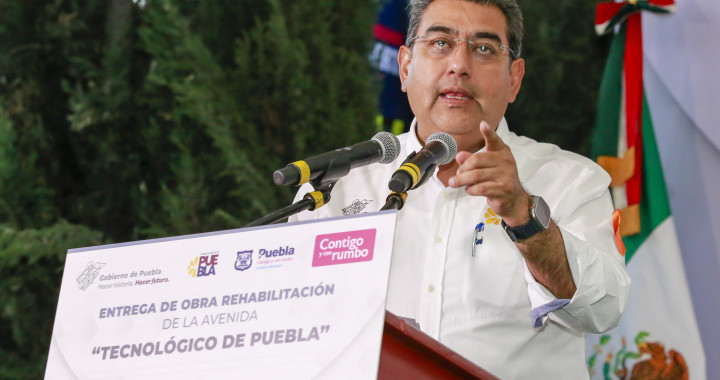En Puebla, gobierno estatal trabaja en equipo y sin colores partidistas, recalca Sergio Salomón
