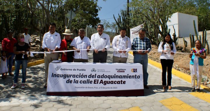 Con obras de infraestructura vial, gobierno de Sergio Salomón cambia el rostro de la Mixteca