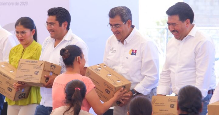 En Acatzingo, Sergio Salomón llama a hacer equipo por las políticas sociales y de progreso de Puebla