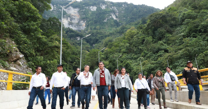 Inaugura Sergio Salomón puente vehicular en Tepatlán; requirió inversión de 38.7 MDP