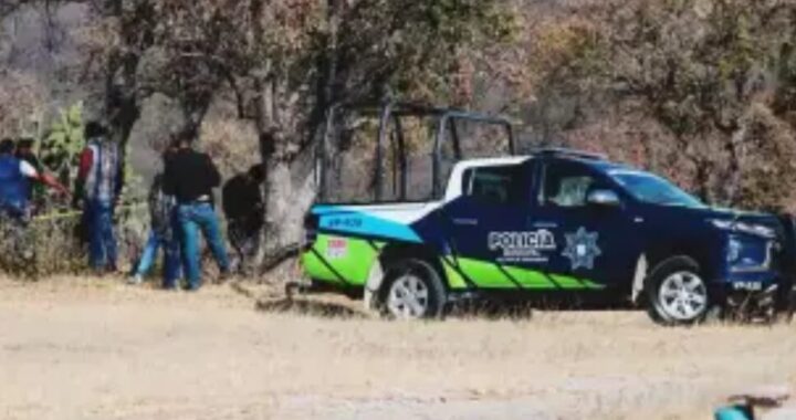 Abandonan 3 cuerpos emplayados en Colonia La Calera