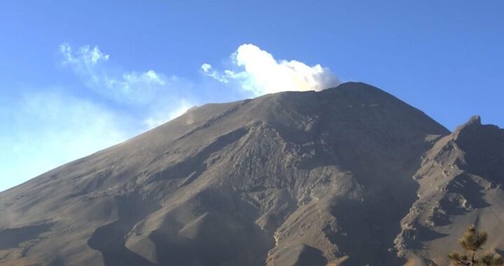 Lanza 30 exhalaciones el Popocatépetl; calidad del aire regular