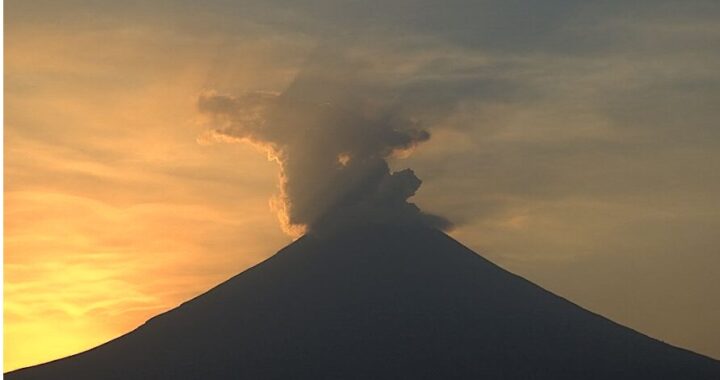 Emite Popocatépetl 81 exhalaciones; buena calidad del aire