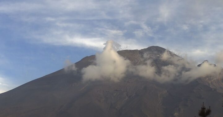 Calidad del aire estable; 8 exhalaciones del Popocatépetl