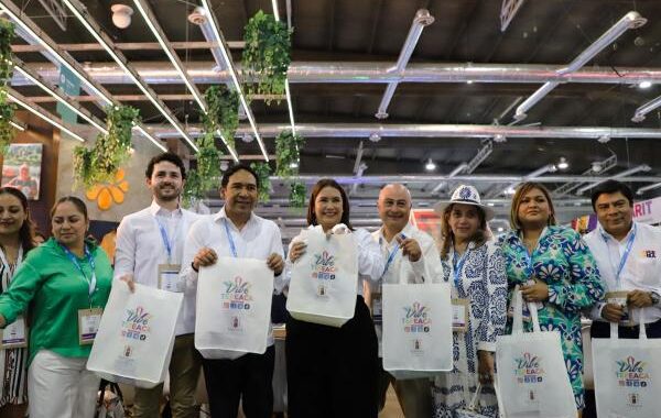 Obtiene Puebla premios de turismo; presenta sus atractivos y atiende citas de negocios