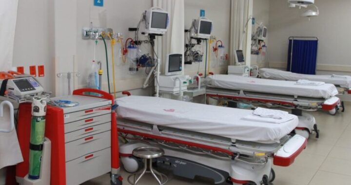 Suicidio trágico en Hospital Puebla; jefa de enfermería se corta el cuello