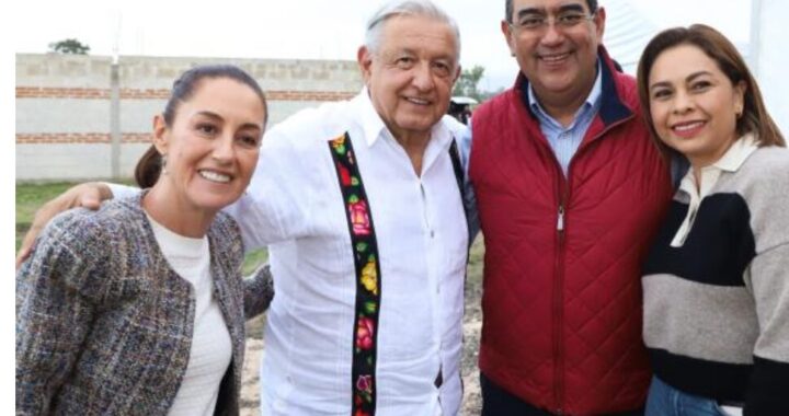 En gira de trabajo AMLO y Claudia Sheinbaum; respaldan a Salomón en Puebla