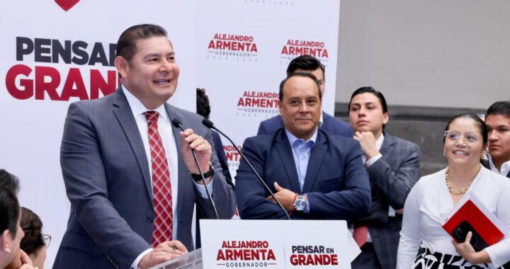 Debe gabinete comprometerse a trabajar con responsabilidad y amor por Puebla: Armenta