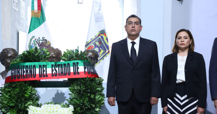 Salomón convoca a sociedad y a funcionarios a reafirmar su compromiso con Puebla y México