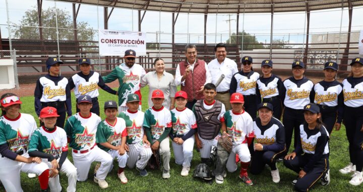 Impulsa Salomón la recreación ciudadana con entrega de campo de béisbol