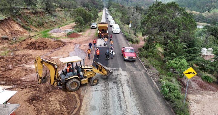 Lidera Gobierno rehabilitación de la carretera Aquixtla-Chignahuapan