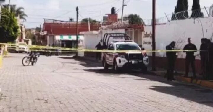 Tiroteo en escuela de Texmelucan; maestra herida y hombre muerto