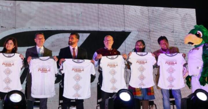 INPODE presenta playera y medalla del “Maratón Puebla 2024”