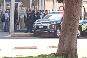 Asalto y robo en bóveda de Banamex del Boulevard 5 de Mayo